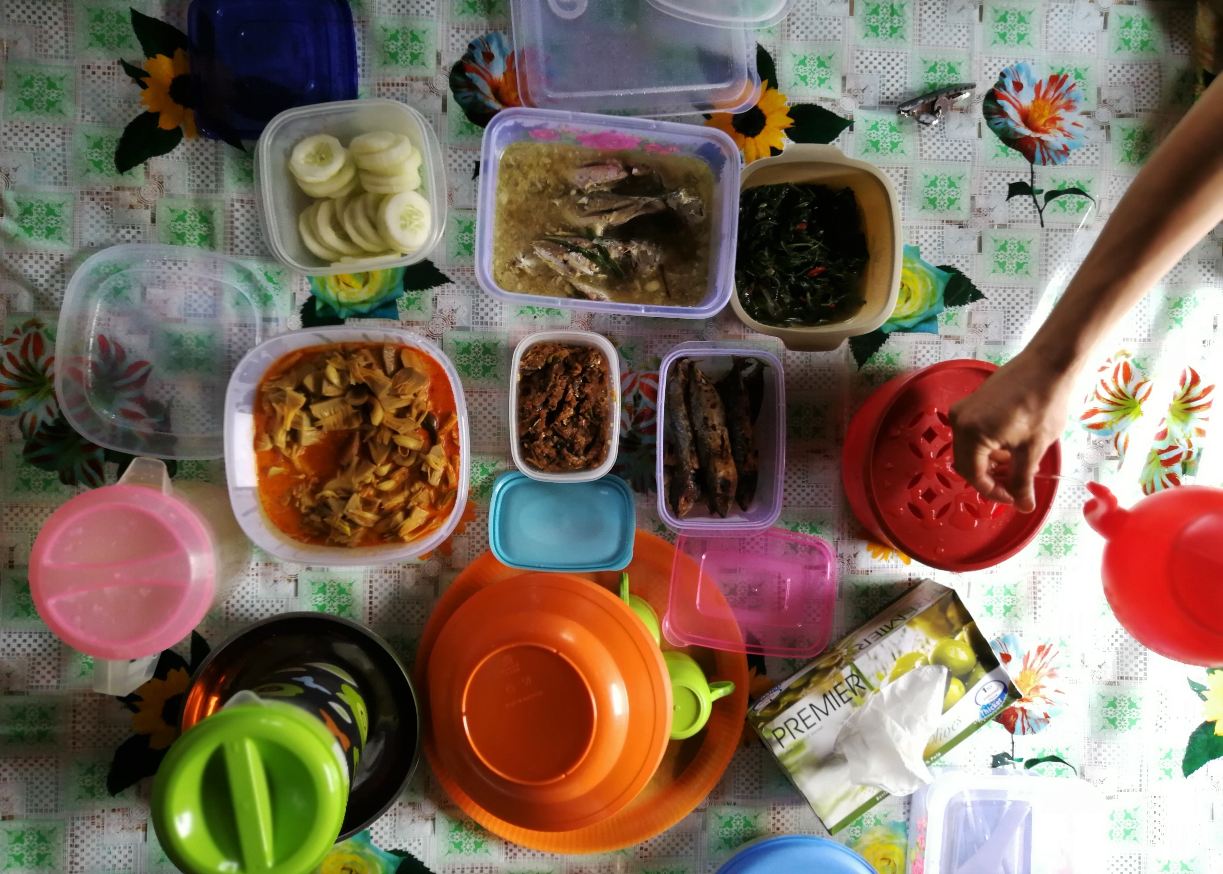 A feast awaits hungry hikers who brave the Leech Trail in hope of spotting the rare rafflesia — several types of locally-caught river fish, at least three kinds of sambal (chilli paste), and wild ferns.