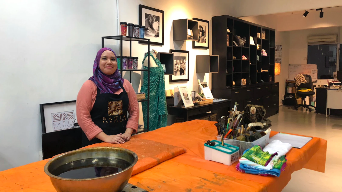 Those interested in craft can consider learning the intricacies of batik dyeing at Batik Boutique, a social enterprise that trains and hires disadvantaged women as seamstresses to create batik clothing, accessories and homeware. Photo by Victoria Ong
