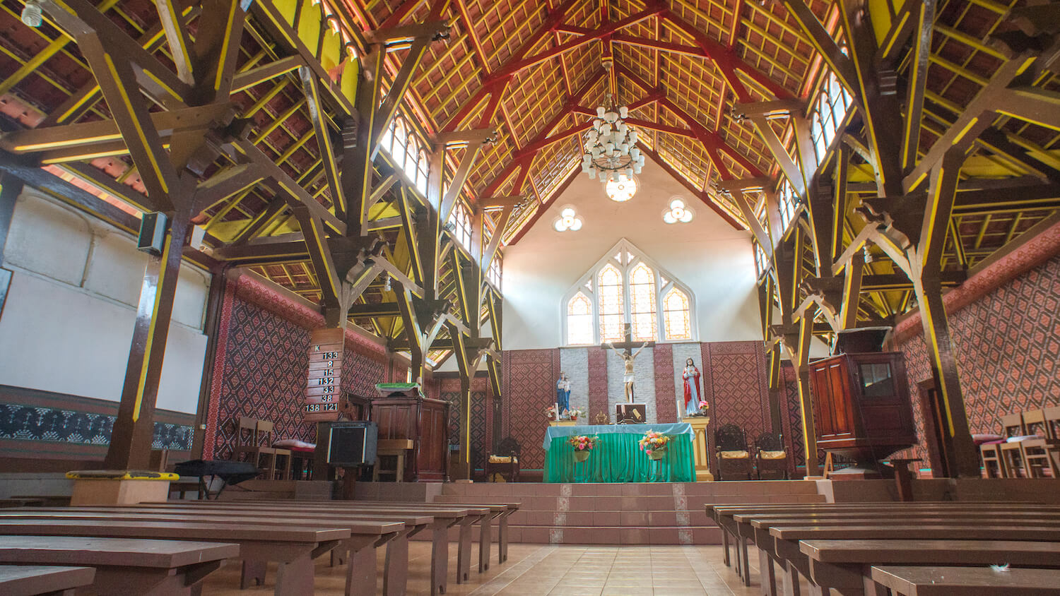 The church’s interior boasts walls painted in Sikkanese ikat motifs. Photo by Andra Fembriarto