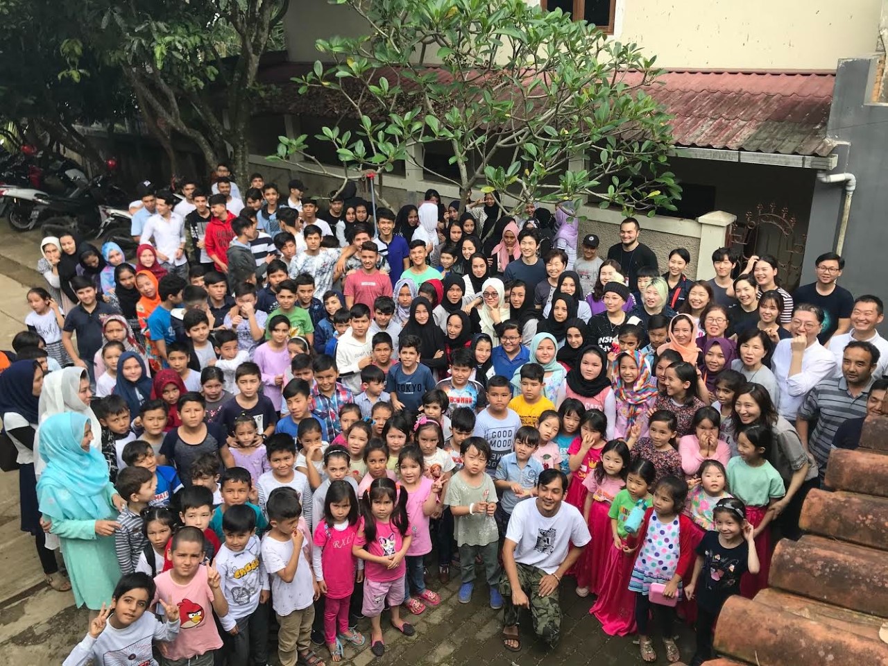 Students and volunteer staff at the start of a new year at RLC.