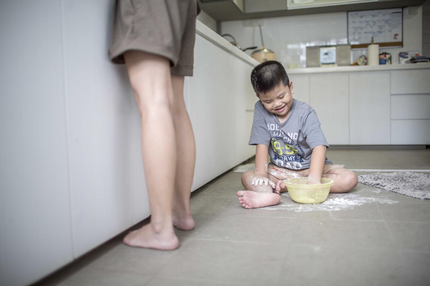 All parents hope that their children will be successful and find good jobs when they grow up. In the process of raising Jun Le, we had to keep readjusting our expectations.