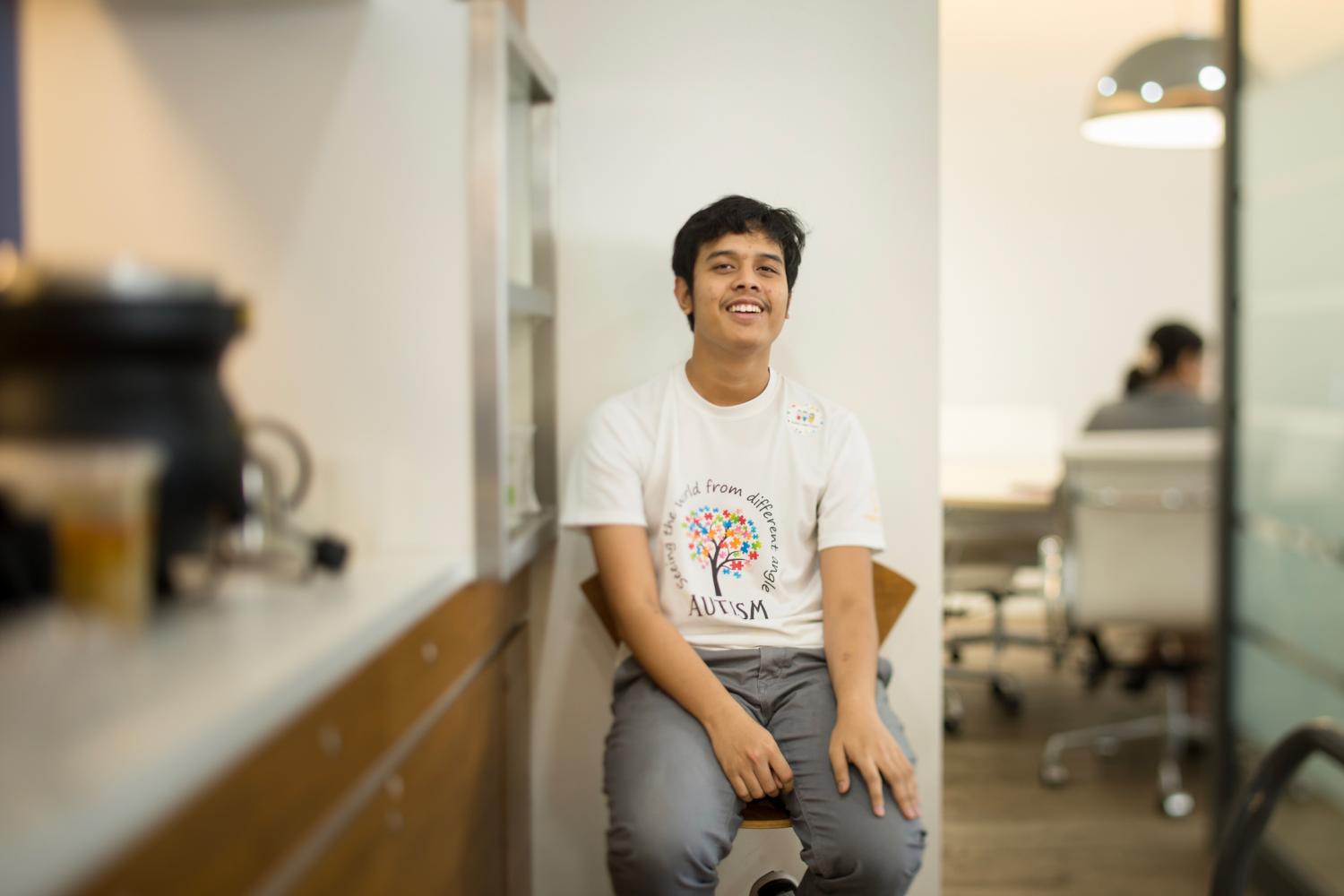 Adli and Luqman work on every single catering event and “pop-up” kiosk together. Adli and Luqman work on every single catering event and “pop-up” kiosk together.
