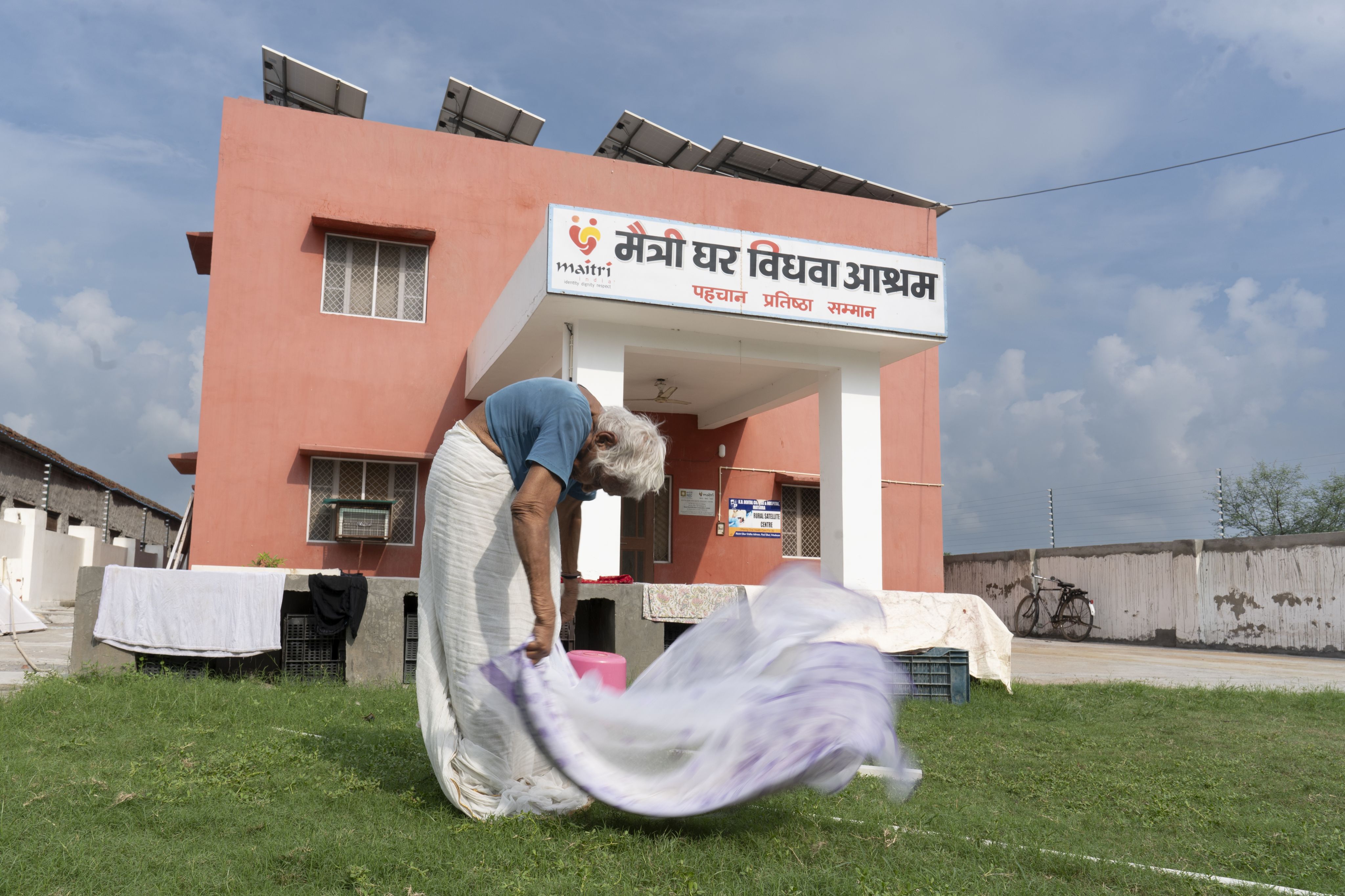 Maitri India's ashram for senior widows.