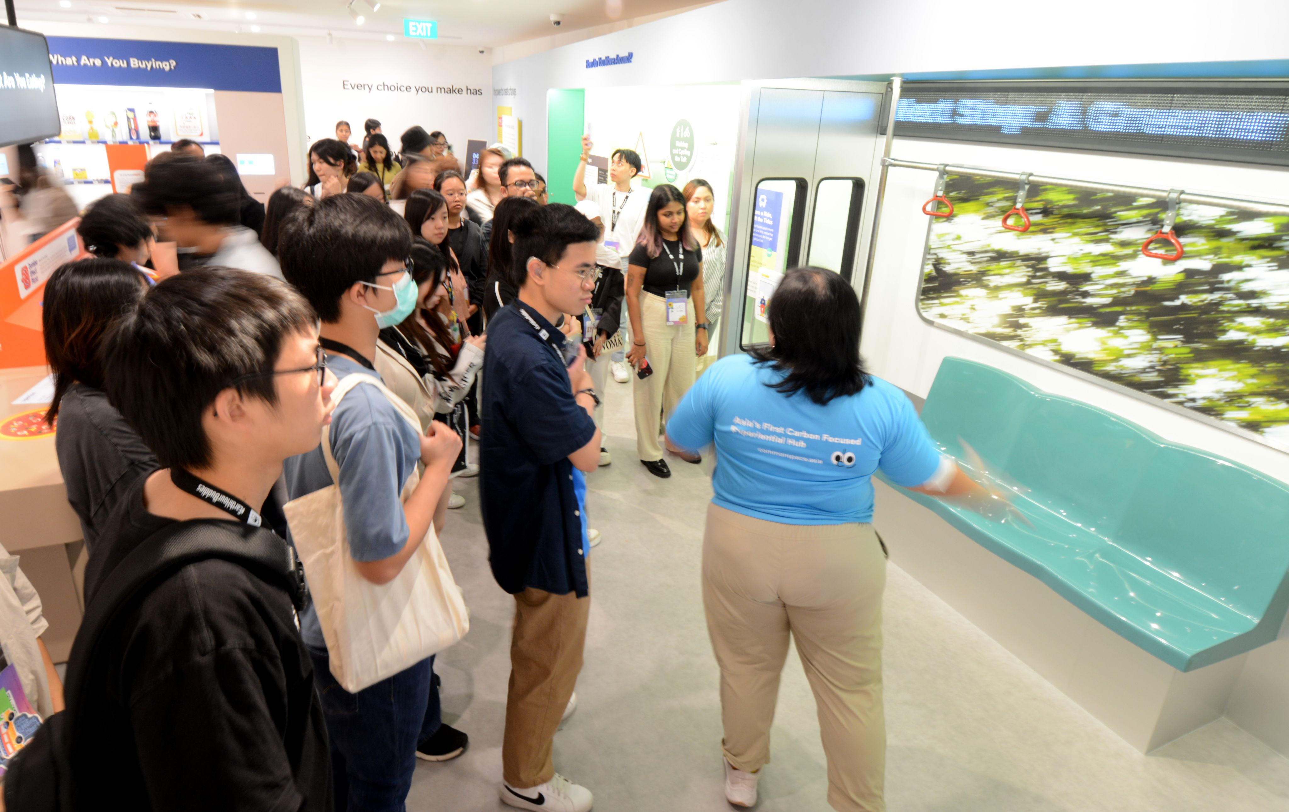 At Vidacity's Carbon Gallery, visitors find out more about carbon emissions and how they can help to lower them.